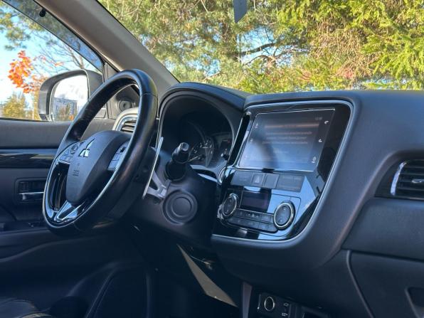 Mitsubishi Outlander III Рестайлинг 2 с пробегом 2018 года, цена 1 849 000 рублей, 174533 км, внедорожник, Автокод Объявления