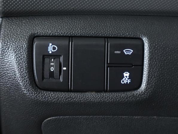Hyundai Creta I Рестайлинг с пробегом 2021 года, цена 1 989 000 рублей, 87341 км, внедорожник, Автокод Объявления