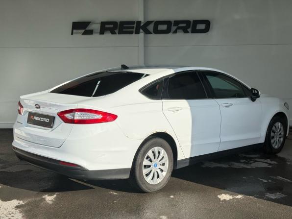 Ford Mondeo V с пробегом 2016 года, цена 1 300 000 рублей, 271239 км, седан, Автокод Объявления