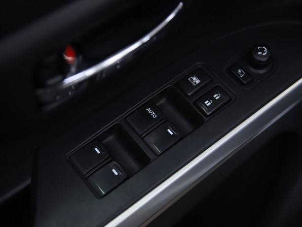 Suzuki SX4 II (S-Cross) с пробегом 2014 года, цена 1 250 000 рублей, 179926 км, хэтчбек, Автокод Объявления