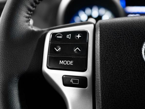Toyota Land Cruiser Prado 150 Series Рестайлинг 1 с пробегом 2014 года, цена 3 149 500 рублей, 326443 км, внедорожник, Автокод Объявления