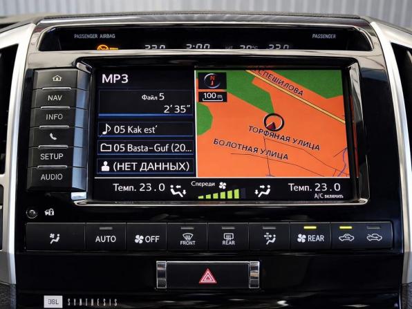 Toyota Land Cruiser 200 Series Рестайлинг 1 с пробегом 2012 года, цена 3 300 000 рублей, 213531 км, внедорожник, Автокод Объявления