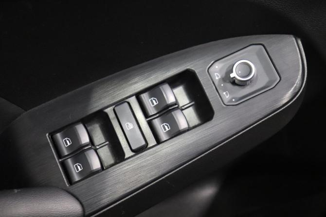 Haval Jolion I Рестайлинг с пробегом 2024 года, цена 2 111 000 рублей, 24052 км, внедорожник, Автокод Объявления