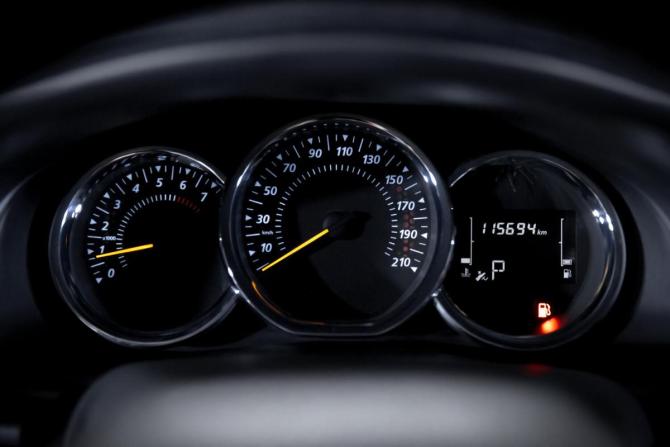 Renault Sandero II Рестайлинг с пробегом 2019 года, цена 1 145 000 рублей, 115000 км, хэтчбек, Автокод Объявления