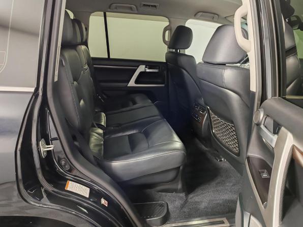 Toyota Land Cruiser 200 Series Рестайлинг 2 с пробегом 2018 года, цена 5 599 000 рублей, 230179 км, внедорожник, Автокод Объявления