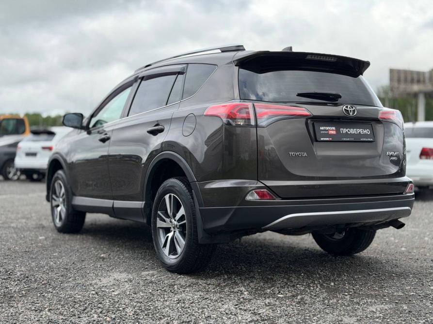 Toyota RAV4 IV (XA40) Рестайлинг Санкт-Петербург  - изображение 3