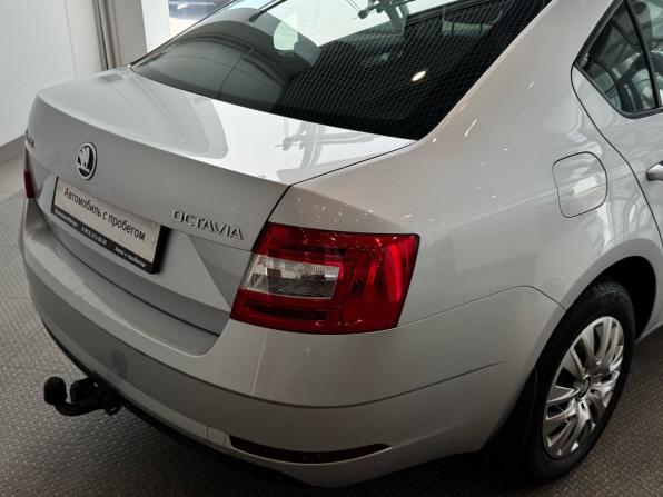 Skoda Octavia III (A7) Рестайлинг с пробегом 2017 года, цена 1 470 000 рублей, 146000 км, лифтбек, Автокод Объявления