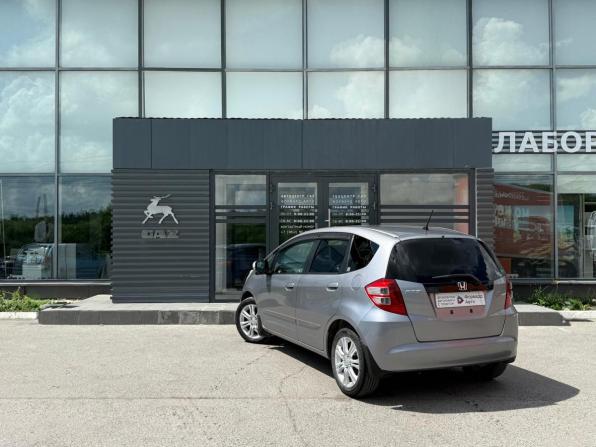 Honda Fit II с пробегом 2009 года, цена 790 000 рублей, 204000 км, хэтчбек, Автокод Объявления