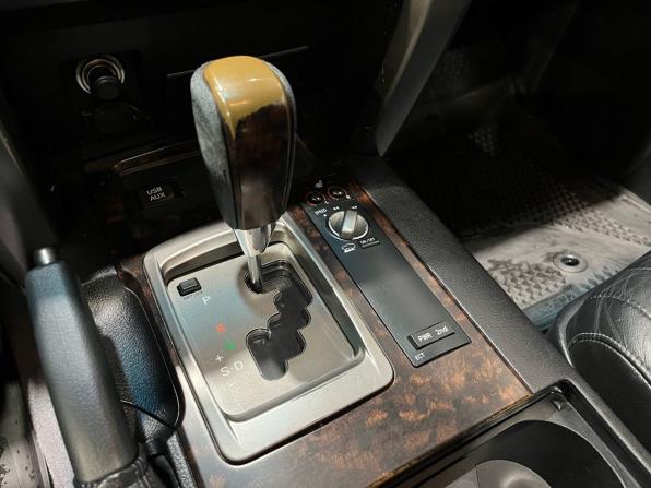 Toyota Land Cruiser 200 Series с пробегом 2011 года, цена 2 900 000 рублей, 315561 км, внедорожник, Автокод Объявления