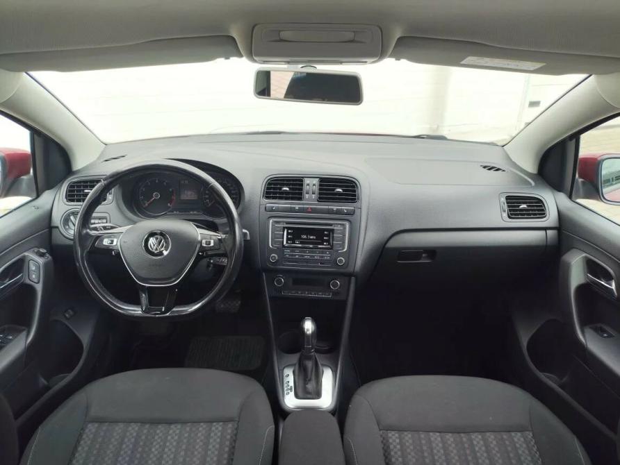 Volkswagen Polo V Рестайлинг Санкт-Петербург  - изображение 11