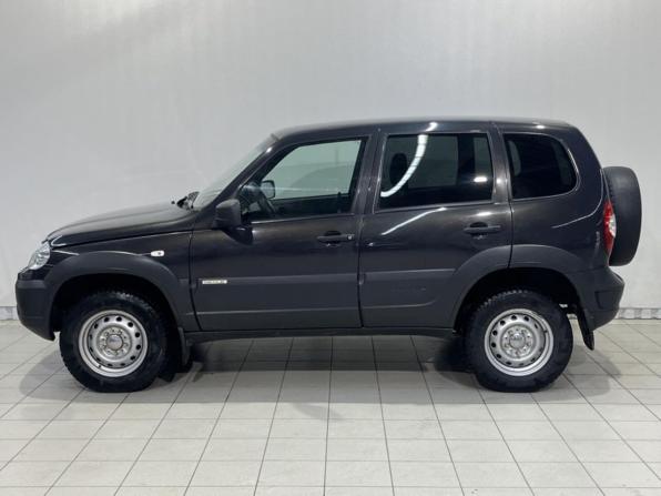 Chevrolet Niva I Рестайлинг с пробегом 2017 года, цена 706 400 рублей, 84320 км, внедорожник, Автокод Объявления