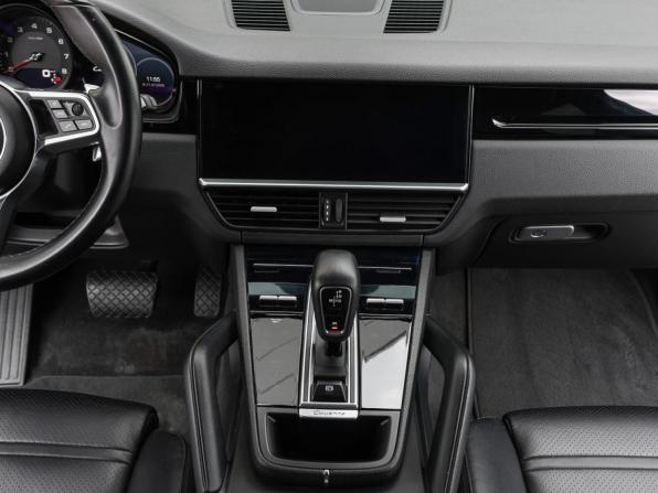 Porsche Cayenne III с пробегом 2018 года, цена 5 643 000 рублей, 110570 км, внедорожник, Автокод Объявления