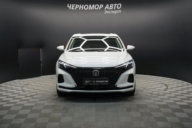 Changan Eado Plus с пробегом 2024 года, цена 1 955 000 рублей, 20000 км, седан, Автокод Объявления