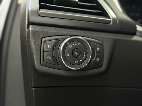 Ford Mondeo V с пробегом 2017 года, цена 1 785 000 рублей, 88000 км, седан, Автокод Объявления