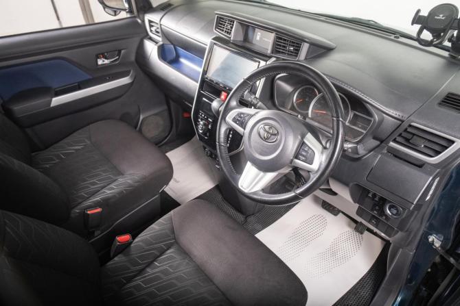 Toyota Roomy I с пробегом 2018 года, цена 1 299 000 рублей, 68000 км, микровэн, Автокод Объявления