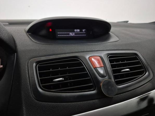 Renault Fluence I с пробегом 2010 года, цена 520 000 рублей, 299691 км, седан, Автокод Объявления
