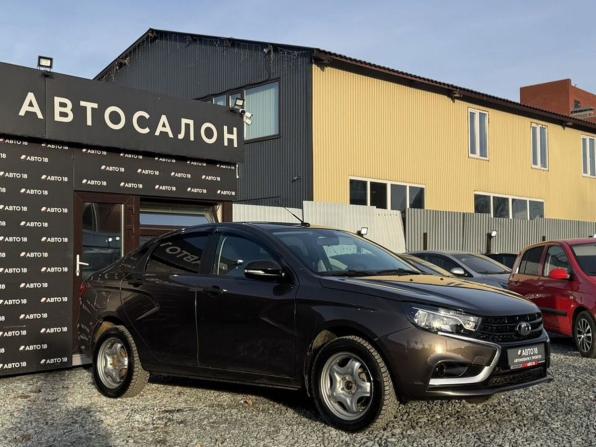 Lada (ВАЗ) Vesta I с пробегом 2019 года, цена 849 000 рублей, 110000 км, седан, Автокод Объявления