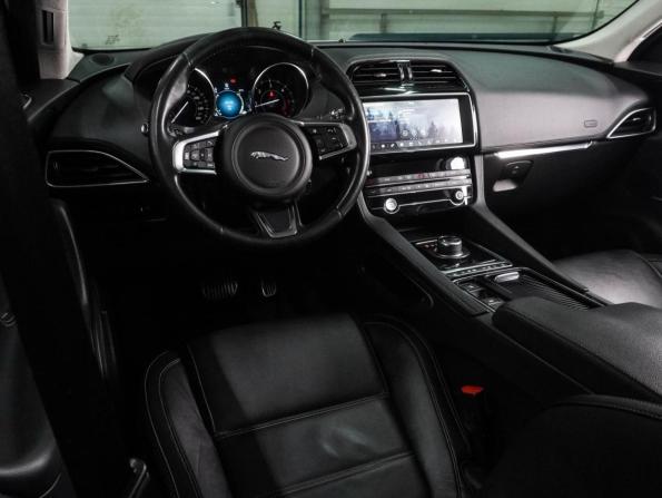 Jaguar F-Pace I с пробегом 2019 года, цена 2 299 000 рублей, 183101 км, внедорожник, Автокод Объявления