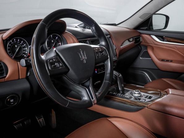 Maserati Levante I Рестайлинг с пробегом 2021 года, цена 8 000 000 рублей, 29715 км, внедорожник, Автокод Объявления