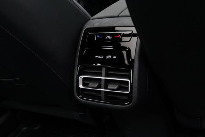 Volkswagen Tiguan III (China Market) с пробегом 2025 года, цена 4 680 000 рублей, 3004 км, внедорожник, Автокод Объявления