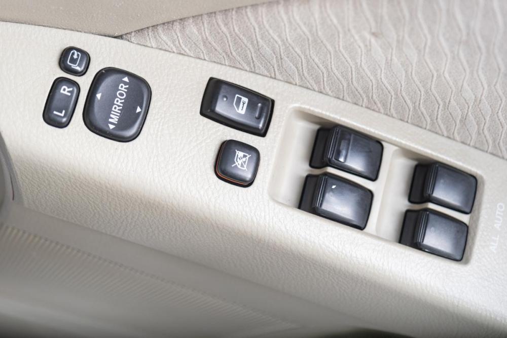 Toyota ISis I Рестайлинг Томск  - изображение 7