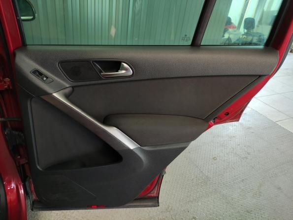 Volkswagen Tiguan I с пробегом 2009 года, цена 1 010 000 рублей, 201305 км, внедорожник, Автокод Объявления