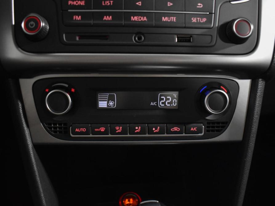 Volkswagen Polo V Рестайлинг Санкт-Петербург  - изображение 15