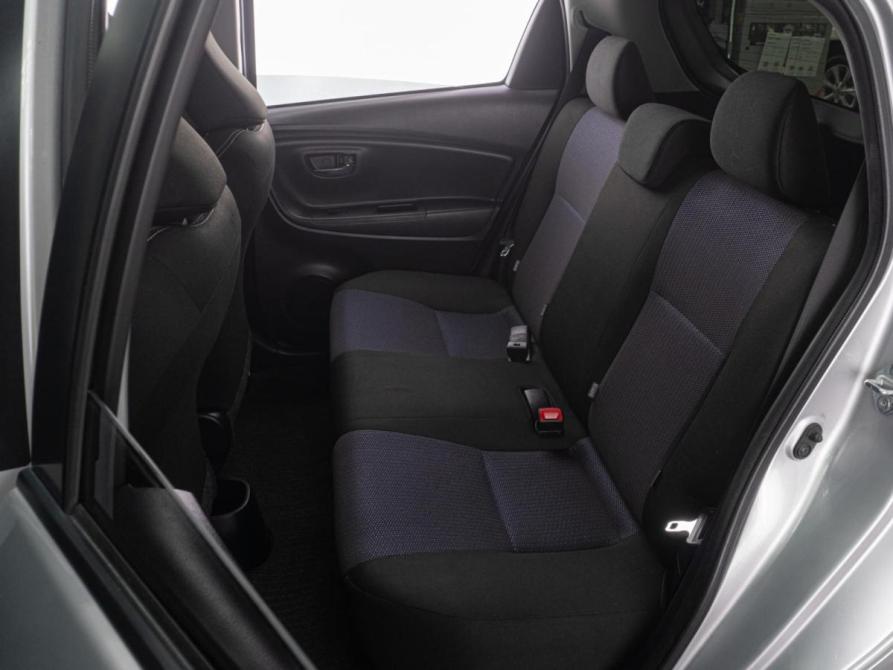 Toyota Vitz III (XP130) Рестайлинг 2 Тюмень  - изображение 7