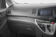 Toyota ISis I Рестайлинг Кемерово  - изображение 35