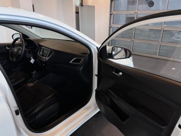Hyundai Solaris II с пробегом 2019 года, цена 1 525 000 рублей, 114540 км, седан, Автокод Объявления