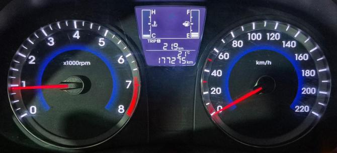 Hyundai Solaris I Рестайлинг с пробегом 2016 года, цена 825 000 рублей, 177275 км, седан, Автокод Объявления