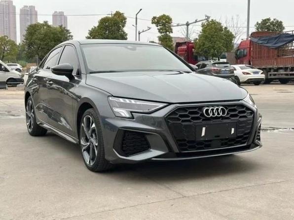 Audi A3 IV (8Y) с пробегом 2022 года, цена 2 450 000 рублей, 28000 км, седан, Автокод Объявления