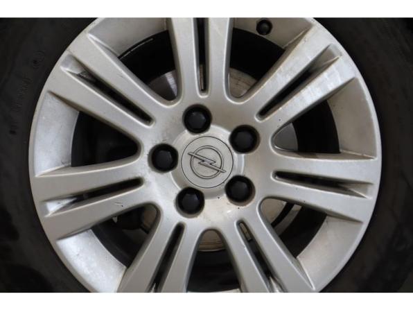 Opel Astra H Рестайлинг с пробегом 2012 года, цена 557 000 рублей, 257000 км, седан, Автокод Объявления
