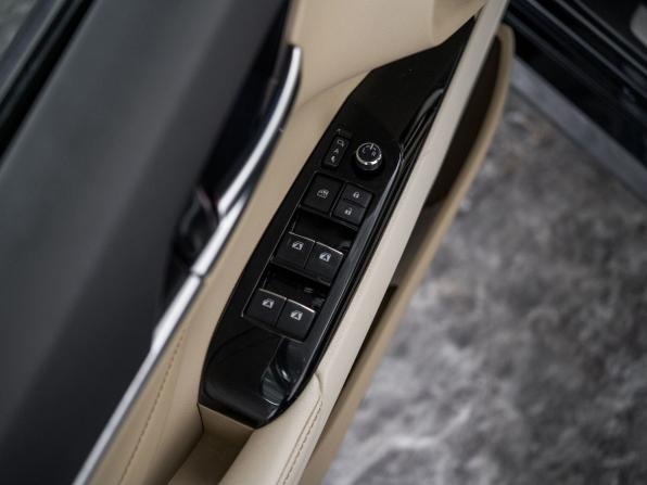 Toyota Camry VIII (XV70) с пробегом 2019 года, цена 2 650 000 рублей, 140763 км, седан, Автокод Объявления