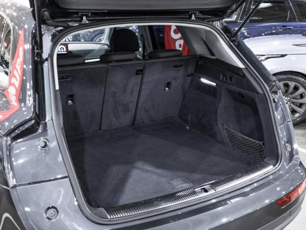 Audi Q5 II (FY) с пробегом 2019 года, цена 3 359 700 рублей, 92717 км, внедорожник, Автокод Объявления