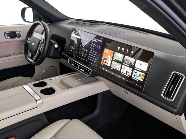 Li Auto (Lixiang) L9 I с пробегом 2024 года, цена 6 400 000 рублей, 71368 км, внедорожник, Автокод Объявления