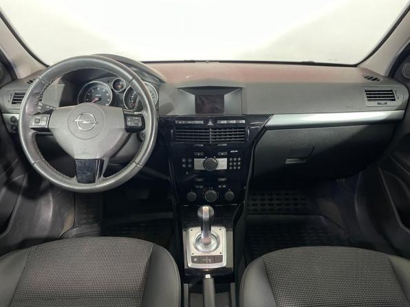 Opel Astra H Рестайлинг с пробегом 2010 года, цена 510 000 рублей, 193023 км, седан, Автокод Объявления