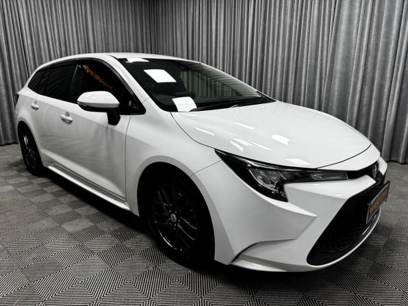 Toyota Corolla XII (E210) с пробегом 2020 года, цена 1 800 000 рублей, 137723 км, универсал, Автокод Объявления