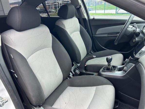 Chevrolet Cruze I Рестайлинг с пробегом 2012 года, цена 670 000 рублей, 159000 км, седан, Автокод Объявления
