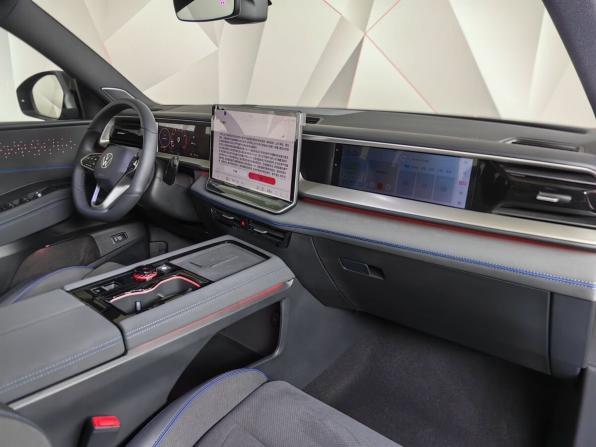 Volkswagen Teramont II (China Market) с пробегом 2026 года, цена 6 080 000 рублей, 54 км, внедорожник, Автокод Объявления