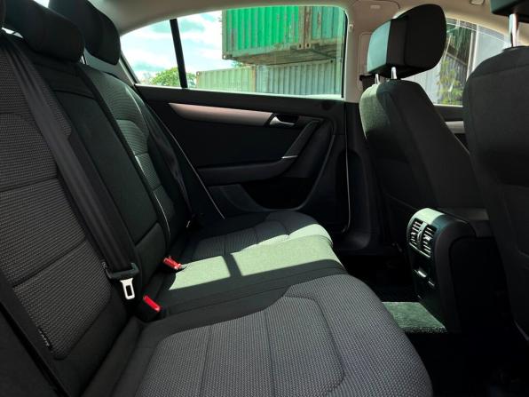 Volkswagen Passat B7 с пробегом 2014 года, цена 1 379 800 рублей, 74675 км, седан, Автокод Объявления