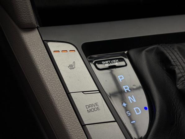 Hyundai Elantra VI (AD) Рестайлинг с пробегом 2020 года, цена 2 079 000 рублей, 49308 км, седан, Автокод Объявления
