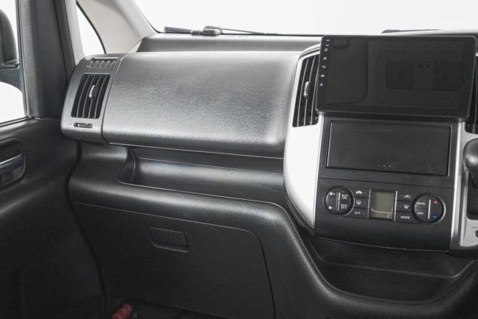 Nissan Serena III (C25) с пробегом 2009 года, цена 1 049 000 рублей, 241000 км, минивэн, Автокод Объявления