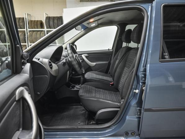 Renault Logan I Рестайлинг с пробегом 2012 года, цена 489 000 рублей, 300000 км, седан, Автокод Объявления