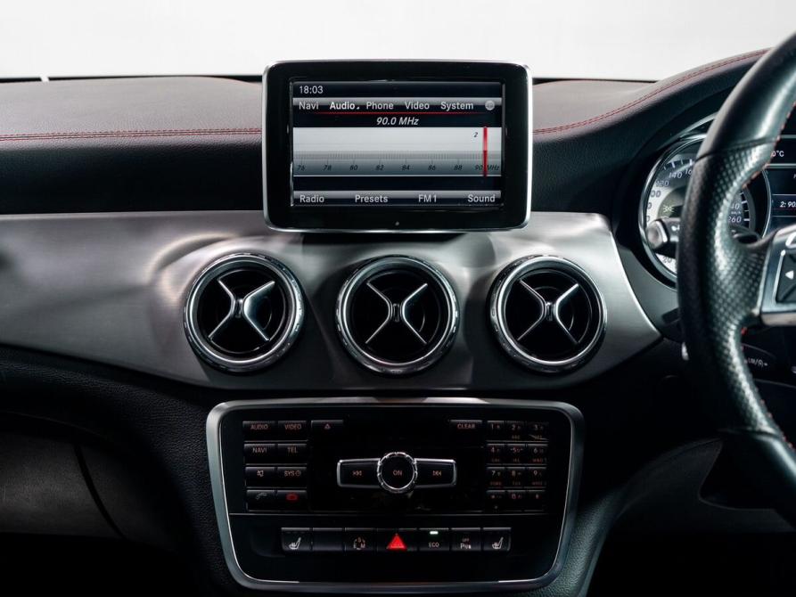 Mercedes-Benz GLA I (X156) Чита  - изображение 9