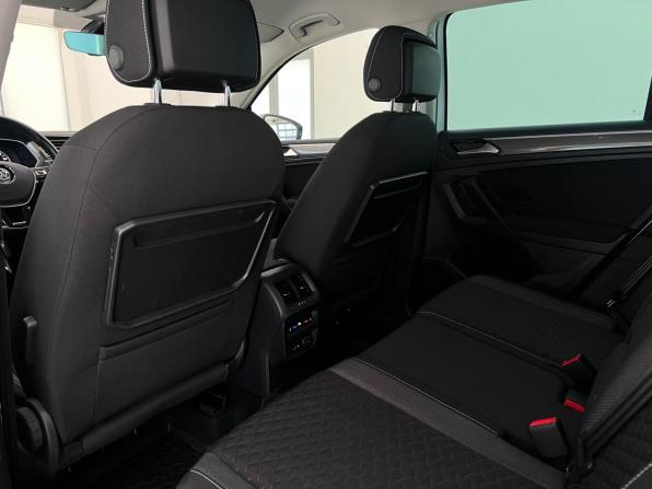 Volkswagen Tiguan II с пробегом 2019 года, цена 2 720 000 рублей, 129306 км, внедорожник, Автокод Объявления