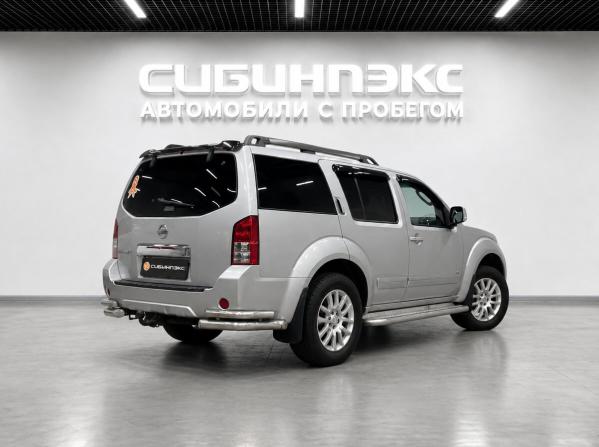 Nissan Pathfinder III Рестайлинг с пробегом 2013 года, цена 1 999 500 рублей, 167504 км, внедорожник, Автокод Объявления