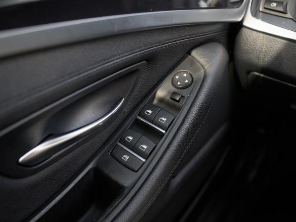 BMW 5 серии VI (F10/F11/F07) Рестайлинг с пробегом 2016 года, цена 1 819 000 рублей, 266437 км, седан, Автокод Объявления