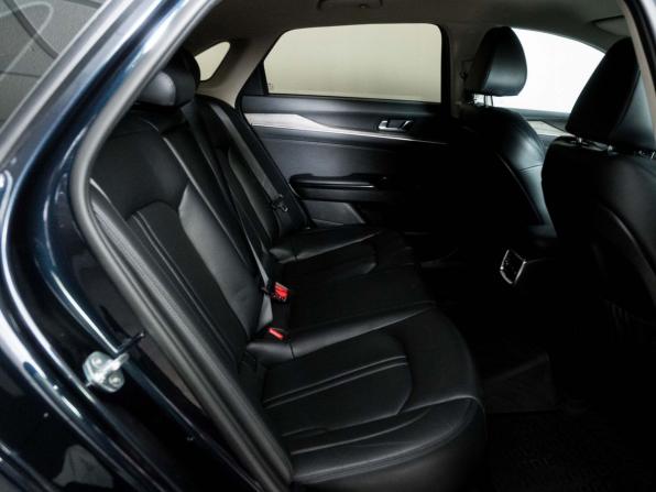 Kia K5 III с пробегом 2021 года, цена 2 664 000 рублей, 122494 км, седан, Автокод Объявления