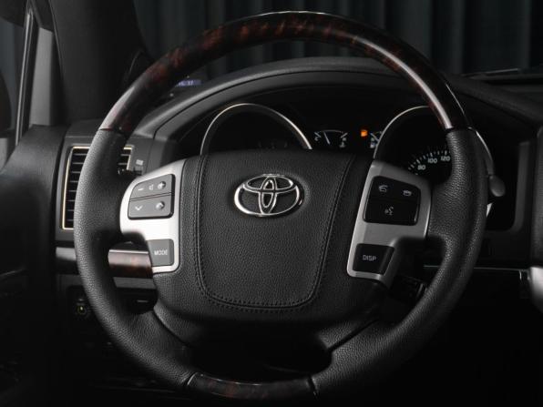 Toyota Land Cruiser 200 Series Рестайлинг 1 с пробегом 2012 года, цена 4 149 000 рублей, 217178 км, внедорожник, Автокод Объявления